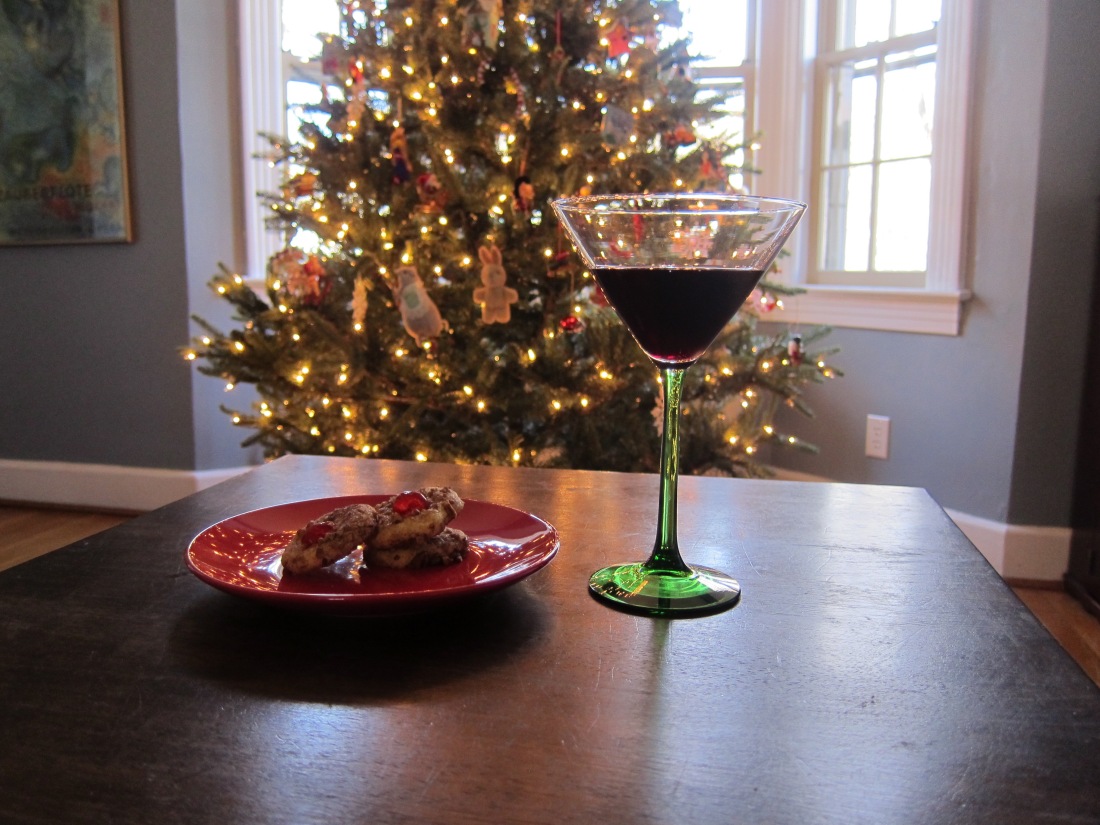 plate of cookies, cocktail, and Christmas tree